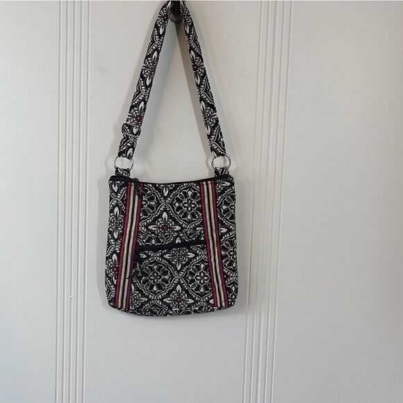 Vera Bradley Black Flowered Purse - Picture 4 of 8